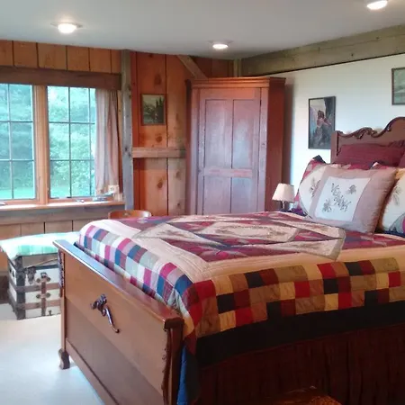 Lodge At Millstone Hill-2